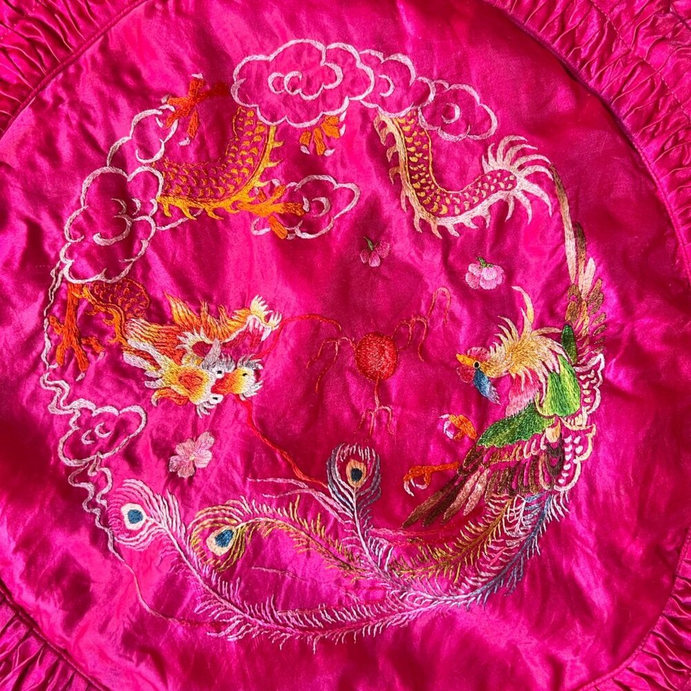 Embroidered Cushion Cover Pink Round Pleated Trim Dragon & Bird 18" D VTG READ - Picture 4 of 8